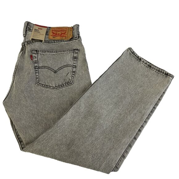 New Mens Levi’s 501 Button Fly Gray Wash Jeans Sz 34x29 NWT Irregular - Picture 1 of 10